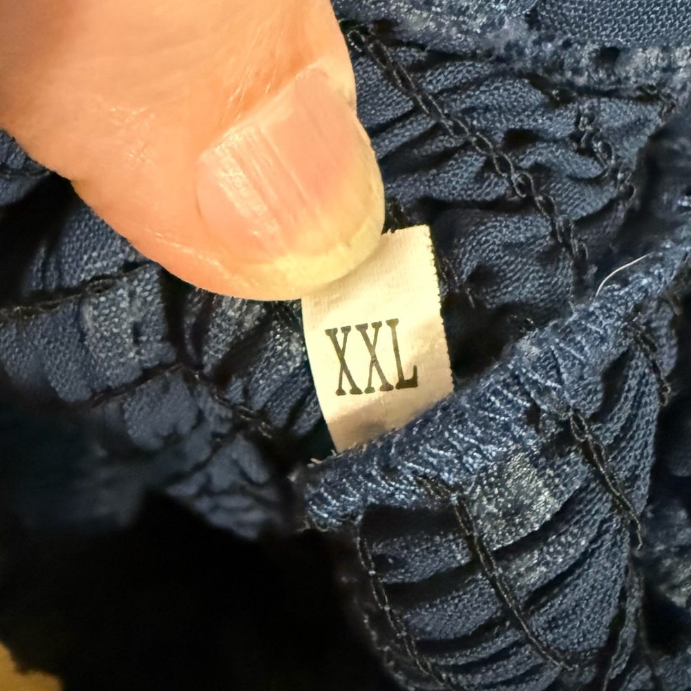 Source Unknown Navy Strapless Textured Smocked Bu… - image 7